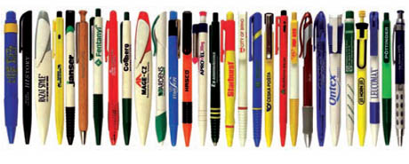 Uk�zka z pozoruhodn� sb�rky reklamn�ch propisek Ivo Kosa�e